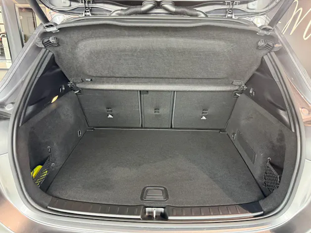 Mercedes-Benz GLA 200 AMG Line 7G-DCT