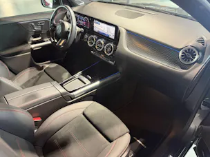 MERCEDES-BENZ GLA 200 AMG Line 7G-DCT