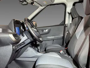Ford Tourneo Courier 1.0 EcoBoost Titanium