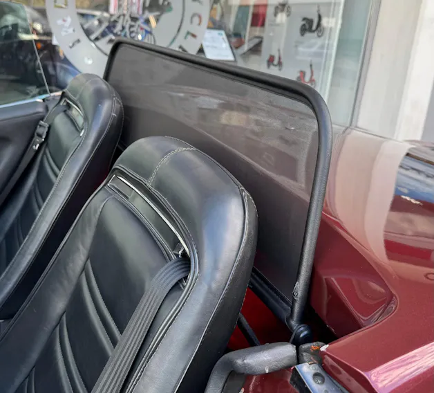 Chevrolet Corvette C3 Stingray Cabrio Handschalter