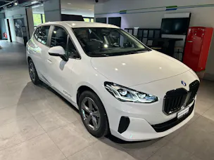 BMW 218d Active Tourer DKG