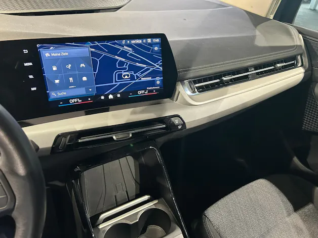 BMW 218d Active Tourer DKG