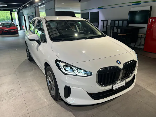 BMW 218d Active Tourer DKG