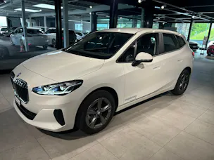 BMW 218d Active Tourer DKG