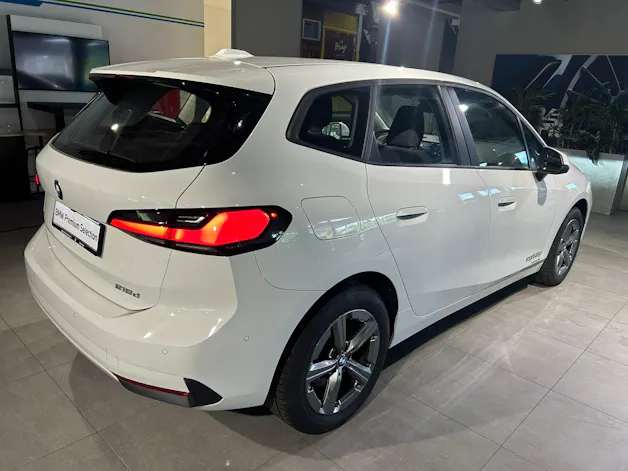 BMW 218d Active Tourer DKG