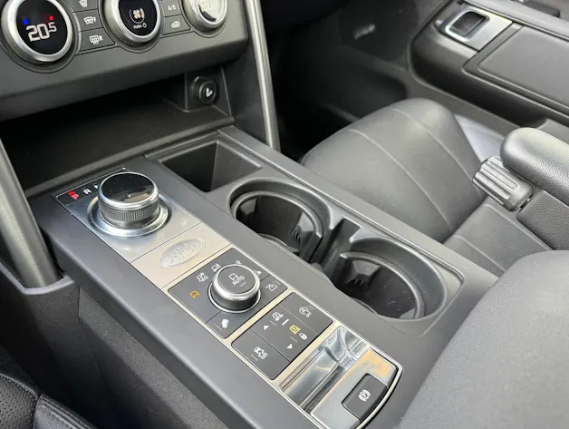 Land Rover Discovery 3.0 SDV6 Landmark Edition 7-Plätzer