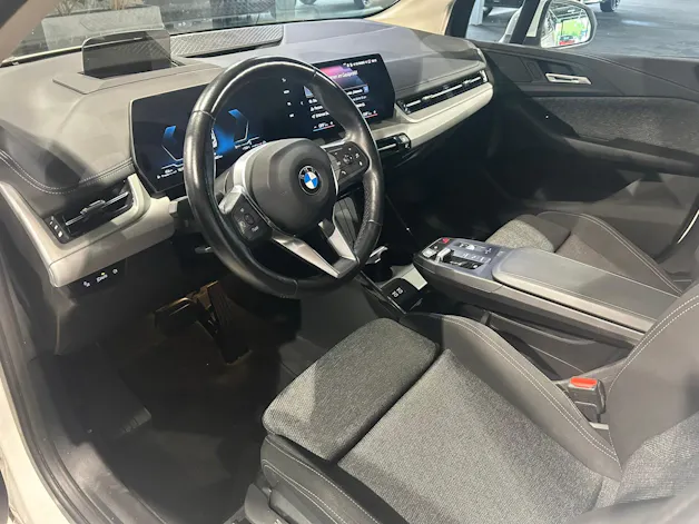 BMW 223d Active Tourer xDrive DKG