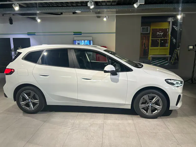 BMW 223d Active Tourer xDrive DKG