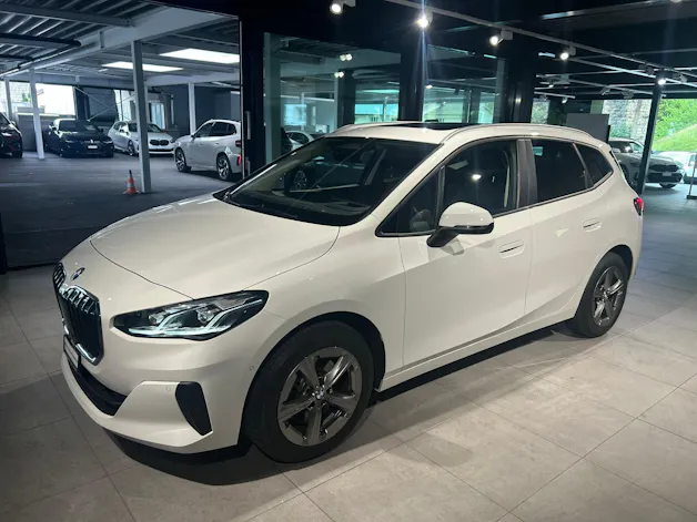 BMW 223d Active Tourer xDrive DKG