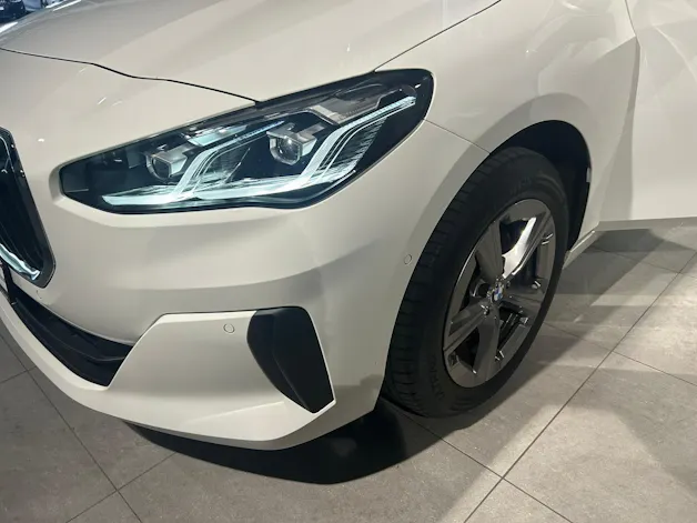 BMW 223d Active Tourer xDrive DKG