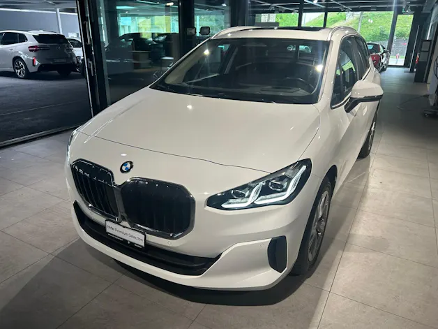 BMW 223d Active Tourer xDrive DKG