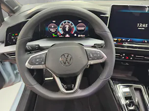 VW Golf 1.5 e TSI mHEV R-Line DSG