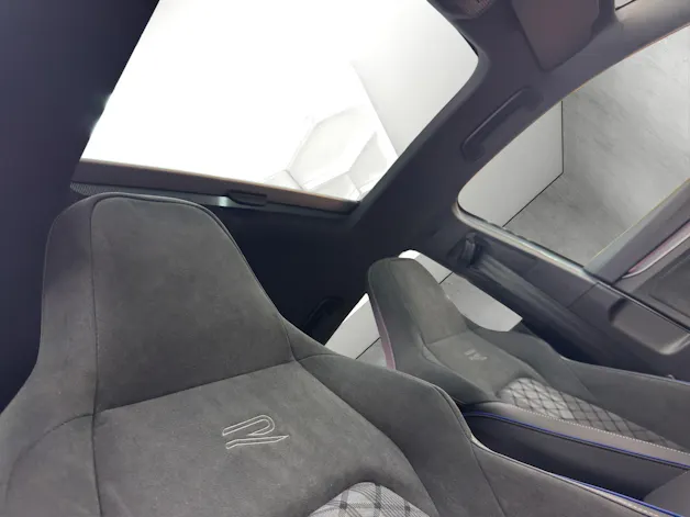 VW Golf 1.5 e TSI mHEV R-Line DSG