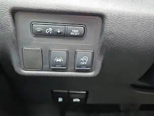 Nissan Micra IG-T100 Tekna AVM+LED