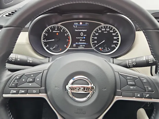 Nissan Micra IG-T100 Tekna AVM+LED