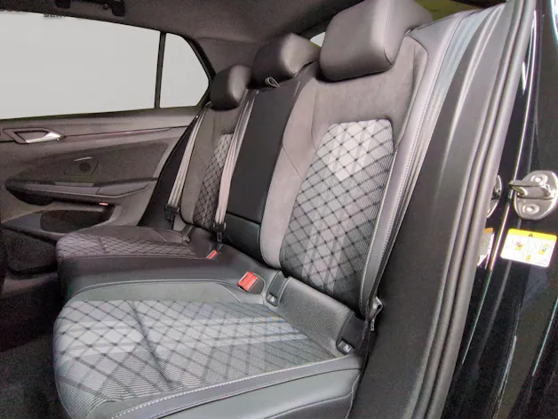 VW Golf 2.0 TSI R-Line DSG 4 Motion