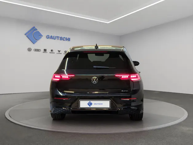 VW Golf 2.0 TSI R-Line DSG 4 Motion