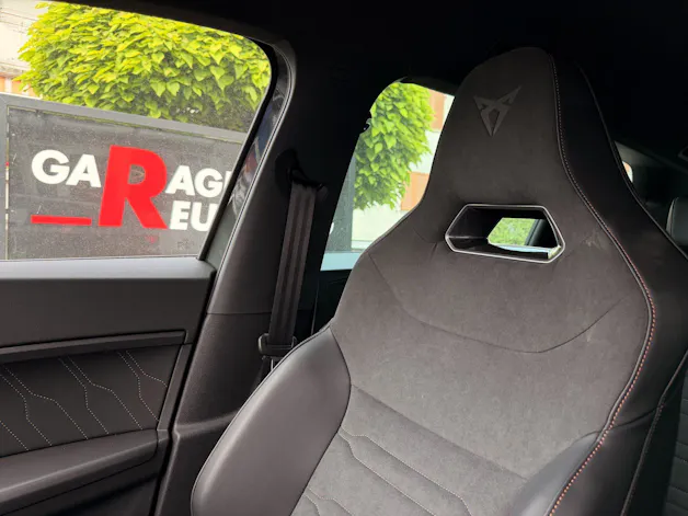 Cupra Ateca 2.0 TSI 4Drive *** 360° KAMERA UND NUR 9'500KM !!! ***