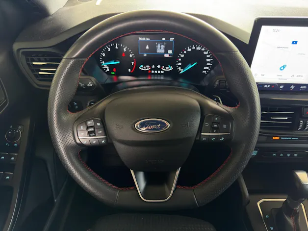 Ford Focus 1.0i EcoB Hybrid 155 ST-Line X