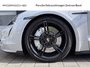 Porsche Taycan Turbo Sport Turismo