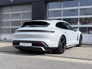 Porsche Taycan Turbo Sport Turismo