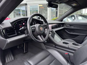 Porsche Taycan Turbo Sport Turismo