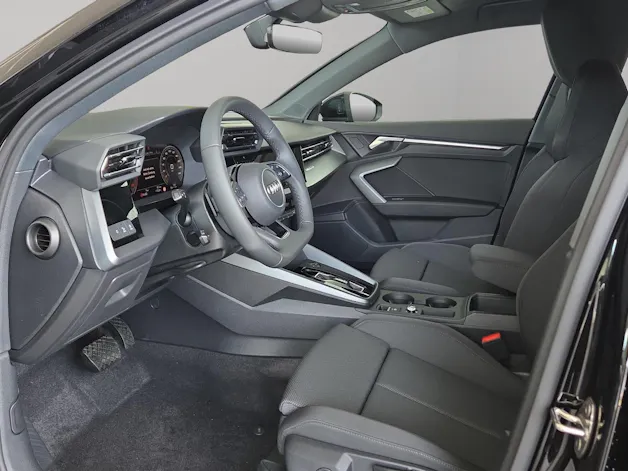 Audi A3 Sportback TFSI 110 kW Attraction S tronic