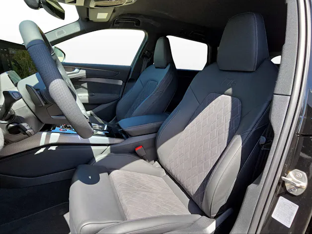 AUDI A6 Avant e-hybrid quattro 270 kW S tronic