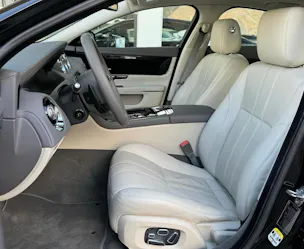 Jaguar XJ 3.0 V6 S/C Premium Luxury Automatic AWD
