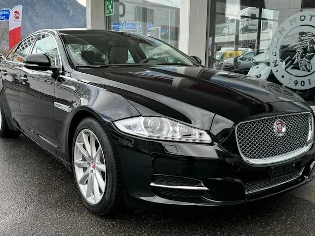 Jaguar XJ 3.0 V6 S/C Premium Luxury Automatic AWD