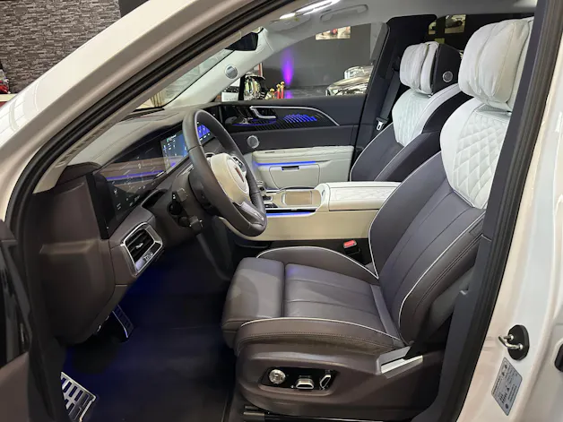 HONGQI E-HS9 Exclusive+ 120kWh
