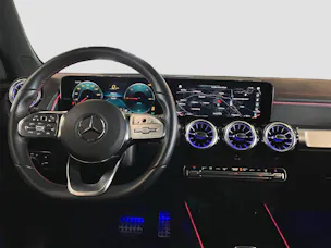 Mercedes-Benz EQB 300 AMG Line 4MATIC