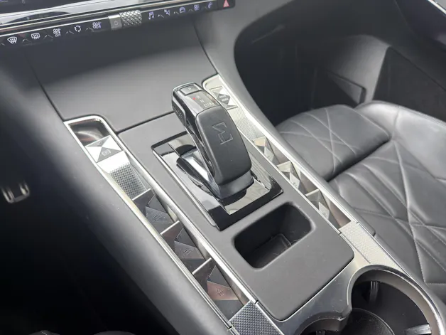 DS Automobiles AUTOMOBILES DS7 1.6 PHEV Be Chic 4x4