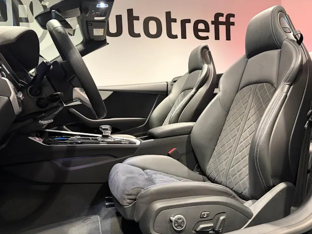 Audi S5 Cabriolet 3.0 TFSI quattro tiptronic