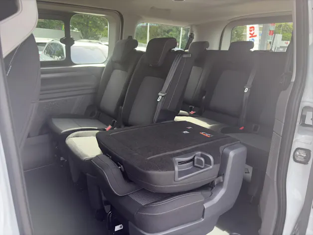 VW Caravelle 3100 2.0 TDI 150 Basis