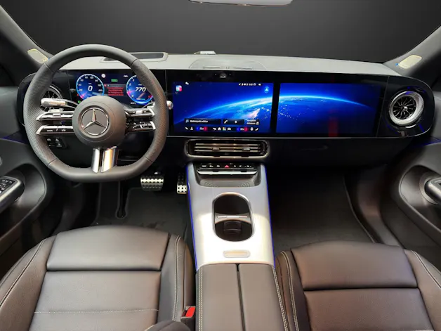 Mercedes-Benz CLA 220 4MATIC Shooting Brake