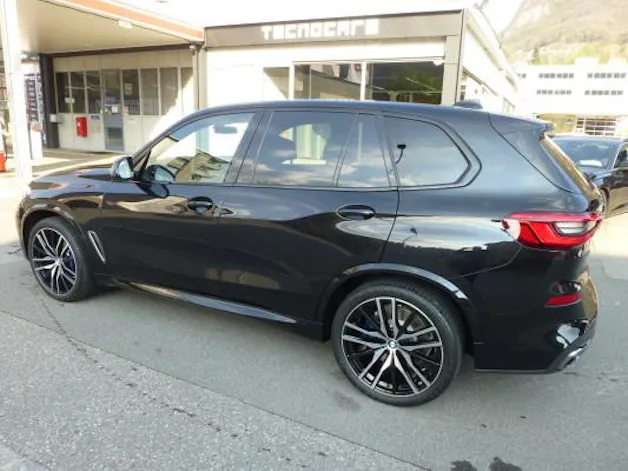 BMW X5 xDrive M50d