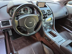 Aston Martin DB9 Touchtronic 2