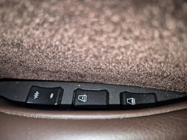 Aston Martin DB9 Touchtronic 2