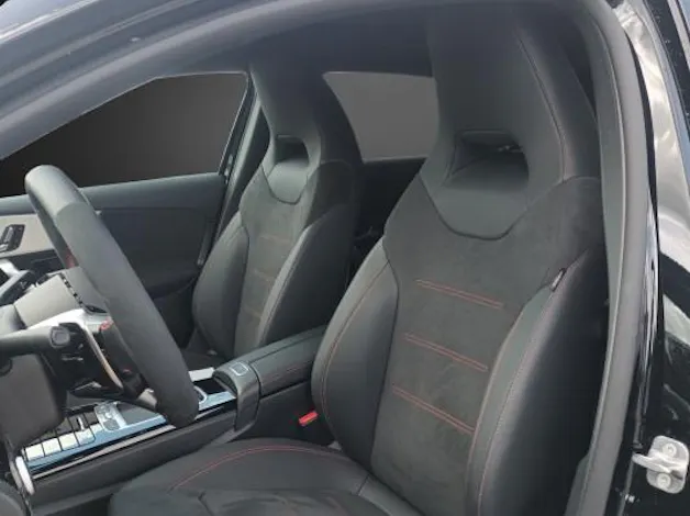 Mercedes-Benz A AMG 35 4Matic+ 8G-DCT