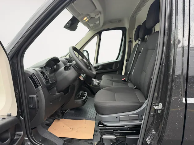 Fiat Ducato 35 L2H1 A8