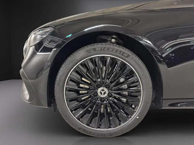 Mercedes-Benz E 220 d 4Matic 9G-Tronic