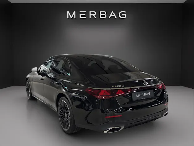 Mercedes-Benz E 220 d 4Matic 9G-Tronic
