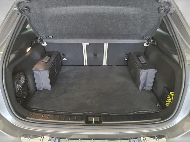 Mercedes-Benz EQA 300 4Matic