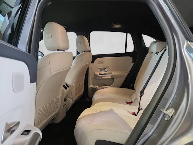 Mercedes-Benz EQA 300 4Matic