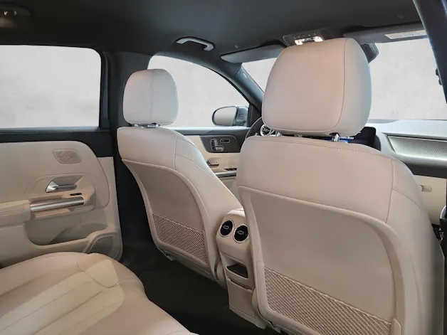 Mercedes-Benz EQA 300 4Matic
