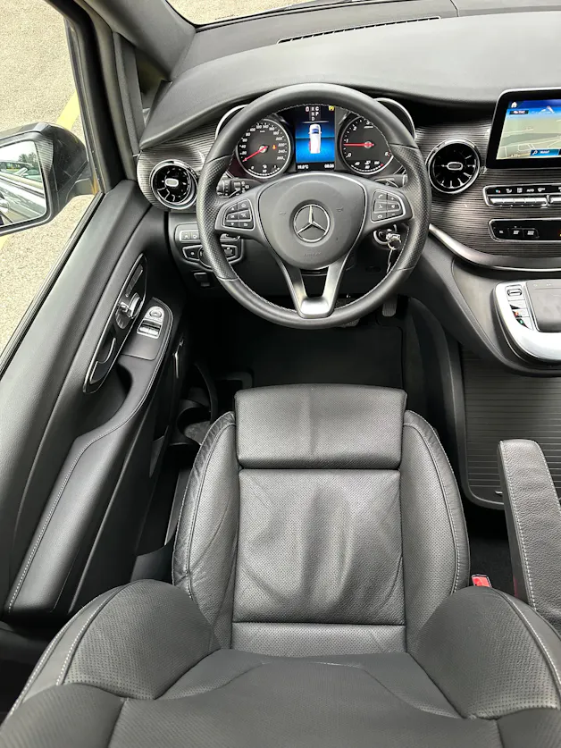 Mercedes-Benz V 300 d lang Avantgarde 9G-Tronic