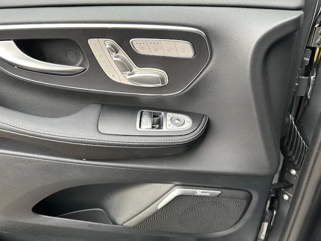 Mercedes-Benz V 300 d lang Avantgarde 9G-Tronic