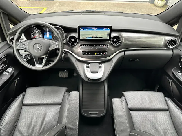 Mercedes-Benz V 300 d lang Avantgarde 9G-Tronic
