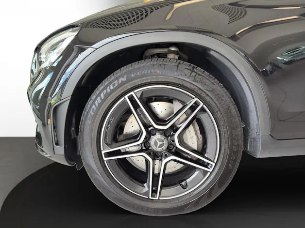 Mercedes-Benz GLC 200 AMG Line 4Matic 9G-Tronic